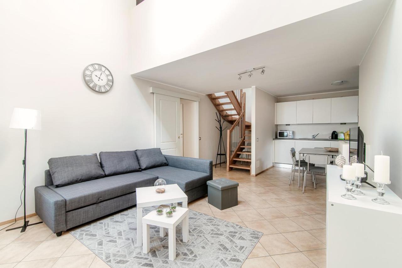 Sky Attic 72 - The House Of Travelers Apartment Como Exterior photo